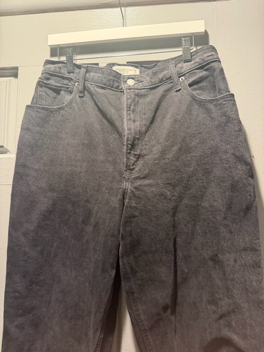 A&F Jeans - Picture 3 of 10